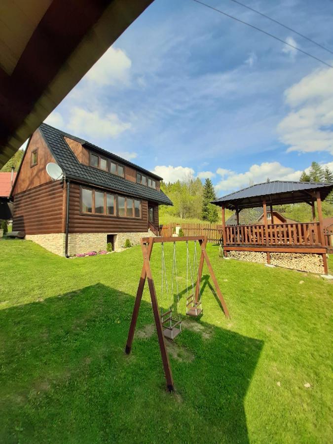 Viktoria- Neakceptujeme Mlade Partie Villa Terchová Exteriör bild