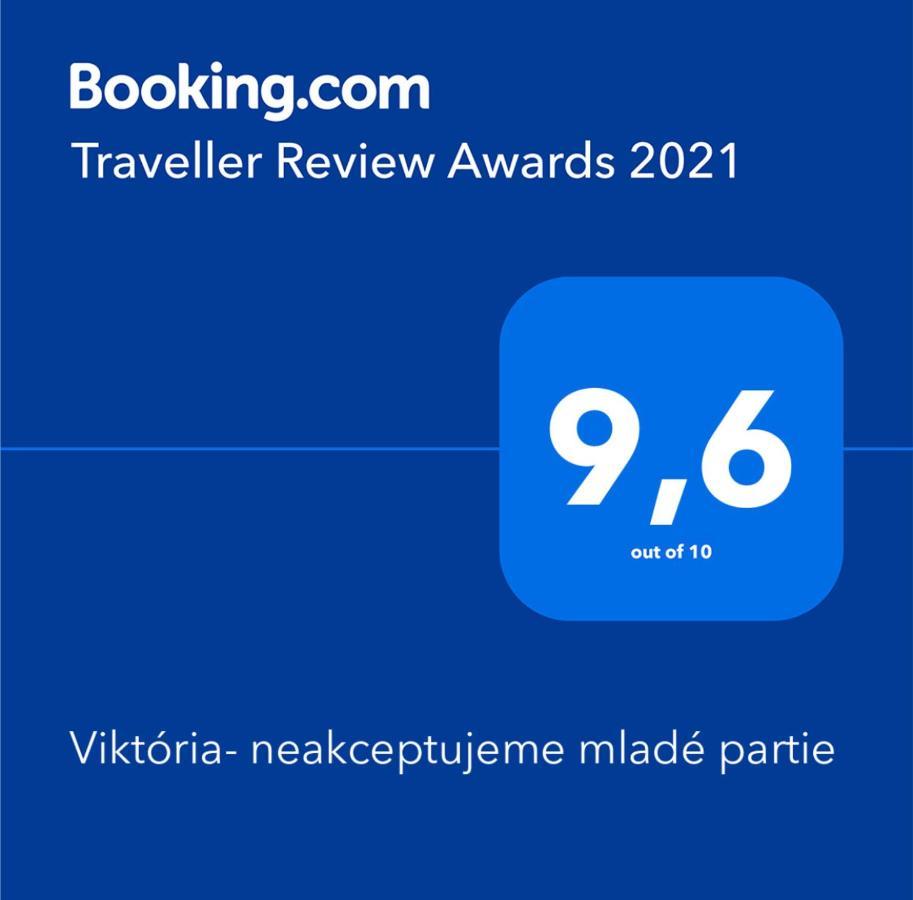 Viktoria- Neakceptujeme Mlade Partie Villa Terchová Exteriör bild